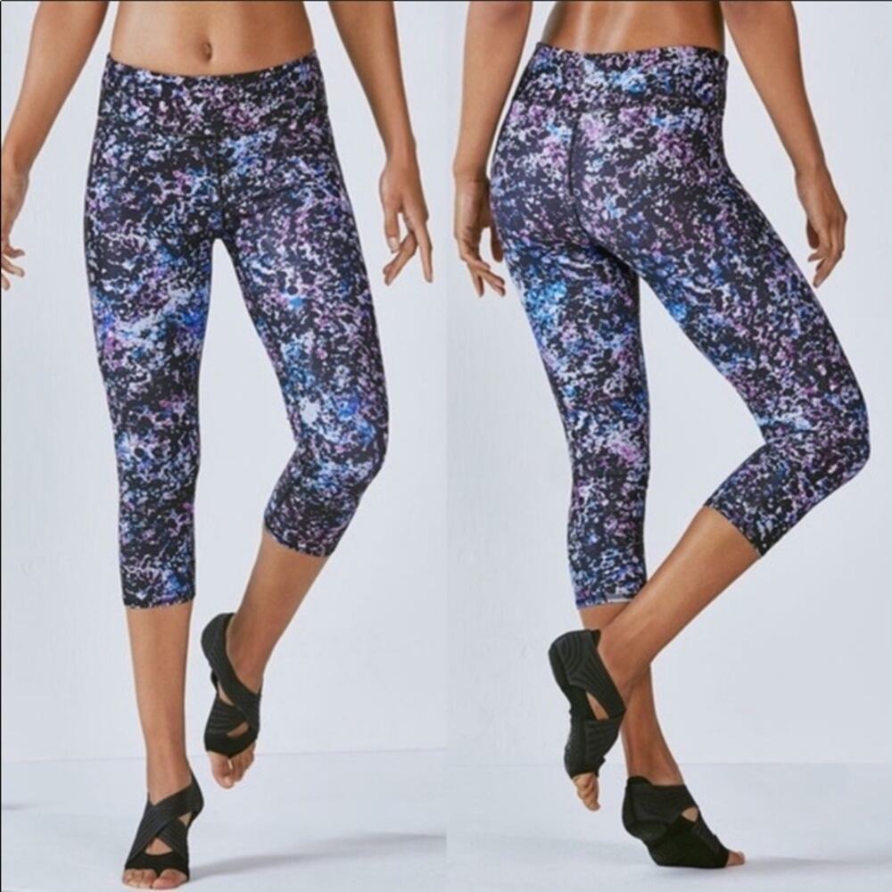 Fabletics Salar Capri In Metallic Pebble Leggings